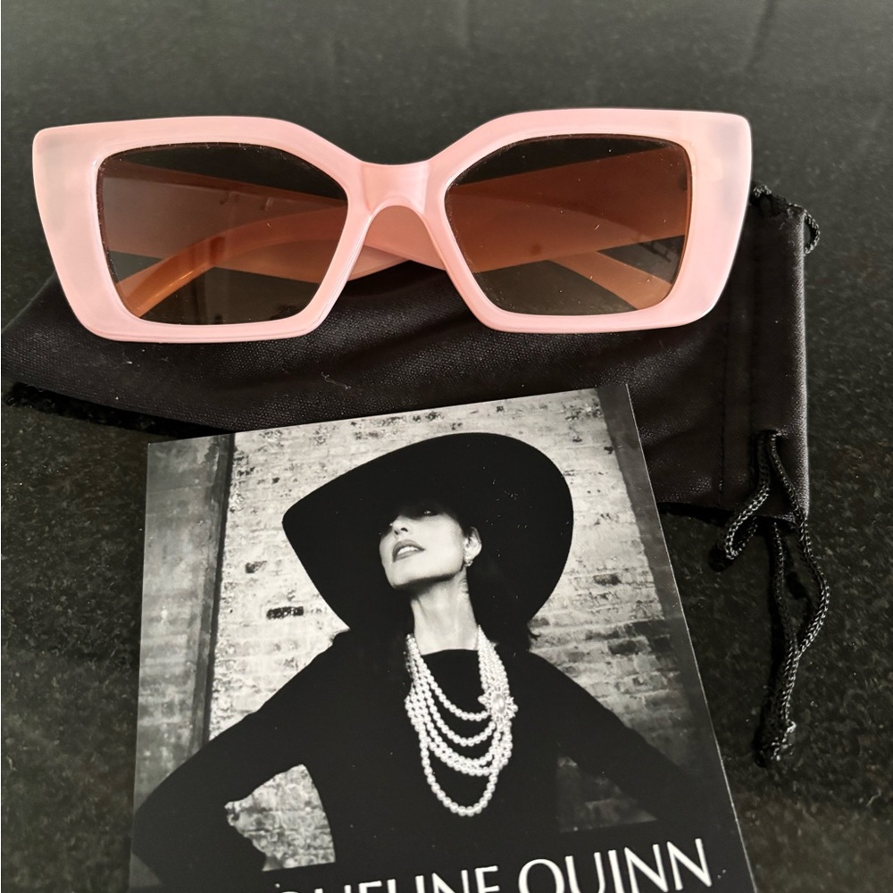 Chic Pink Rectangle Women’s Sunglasses